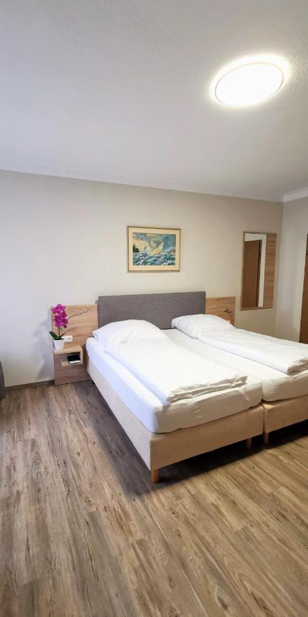 Zum Winzermaennle Hotel Wurzburg Luaran gambar