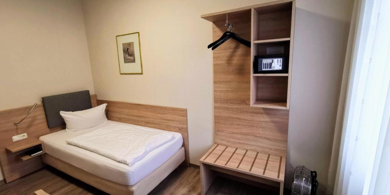 Zum Winzermaennle Hotel Wurzburg Luaran gambar