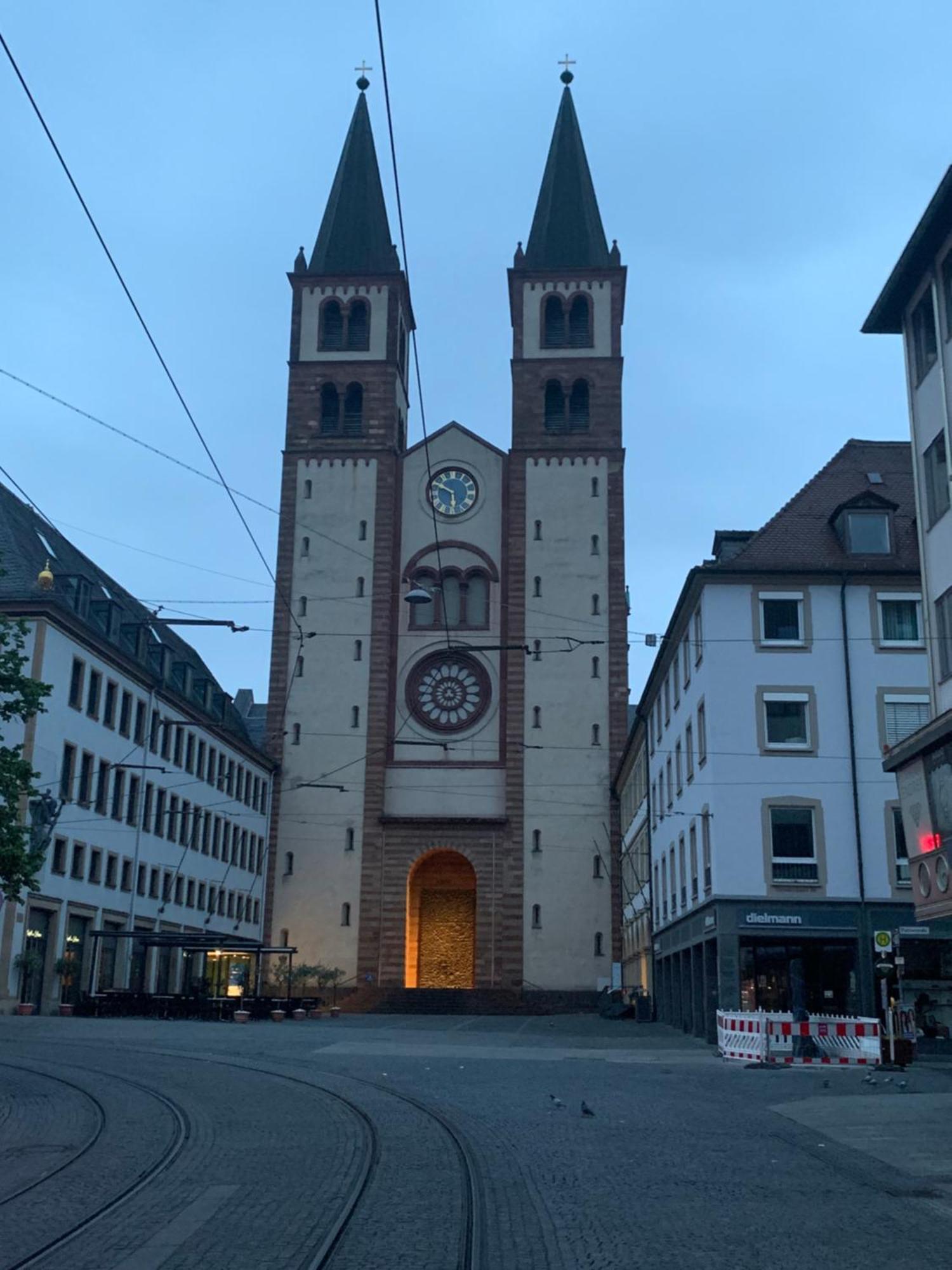 Zum Winzermaennle Hotel Wurzburg Luaran gambar