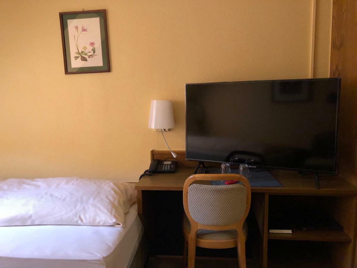 Zum Winzermaennle Hotel Wurzburg Luaran gambar